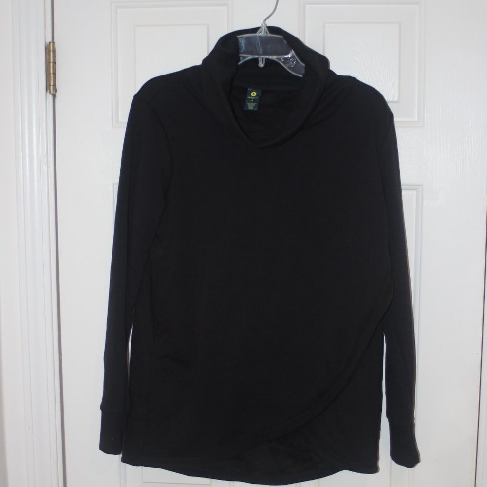 NWT.  Xersion Warm Turtleneck Activewear Top.